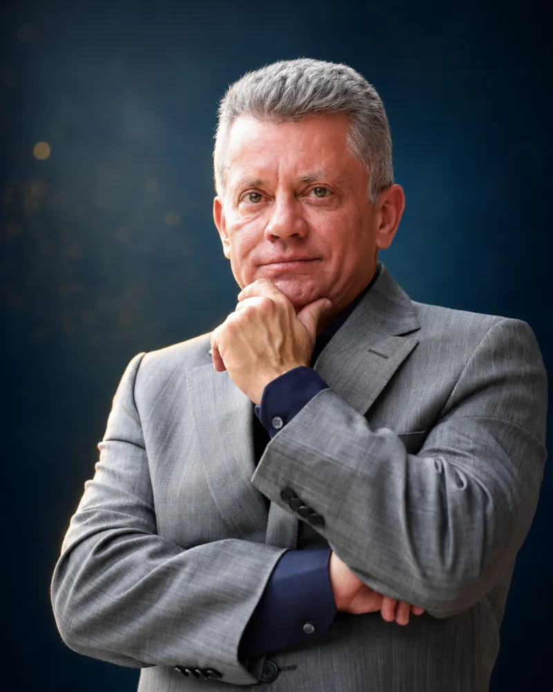 Dr. Sylvio Saccomani